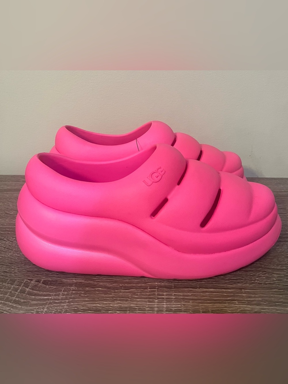 UGG Pink Foam puffy Clog Mules slides 9